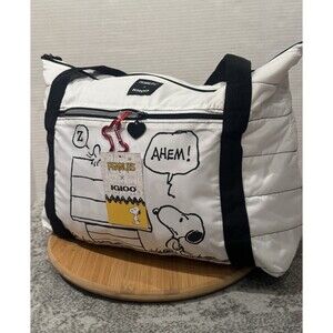 Peanuts - Snoopy Packable Puffer 20-Can Cooler Bag by Igloo Coolers White NWT